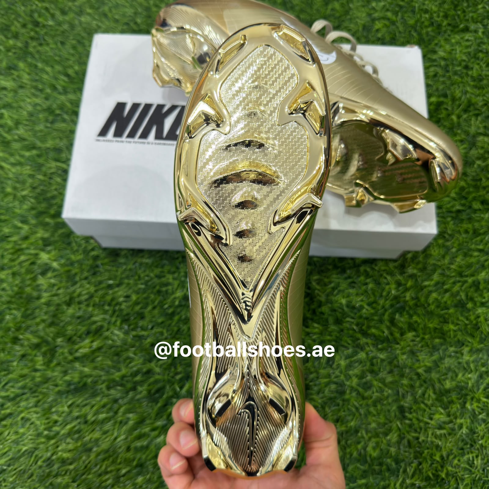 size 40 to 45 Cr7 GOLDEN BOOT