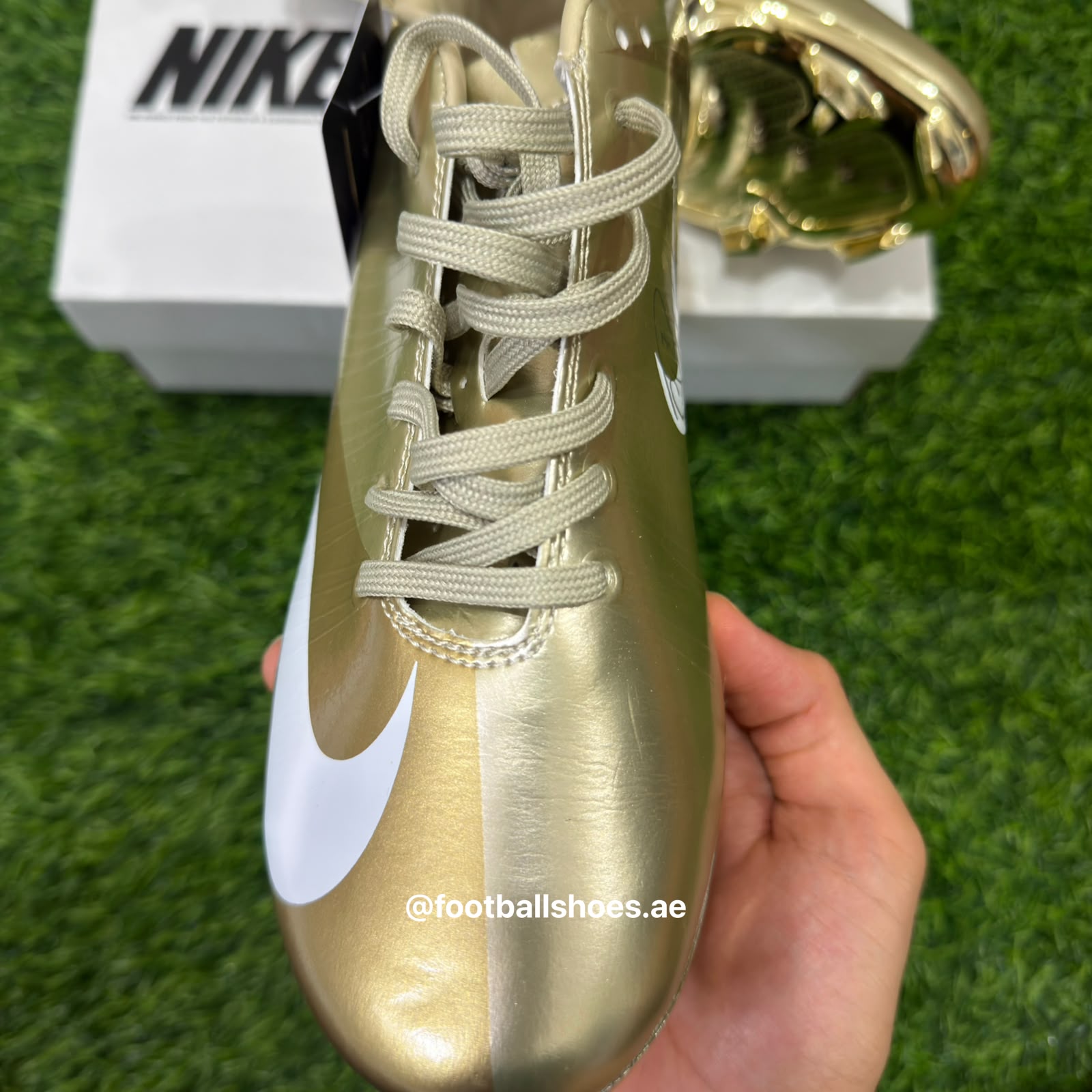 size 40 to 45 Cr7 GOLDEN BOOT