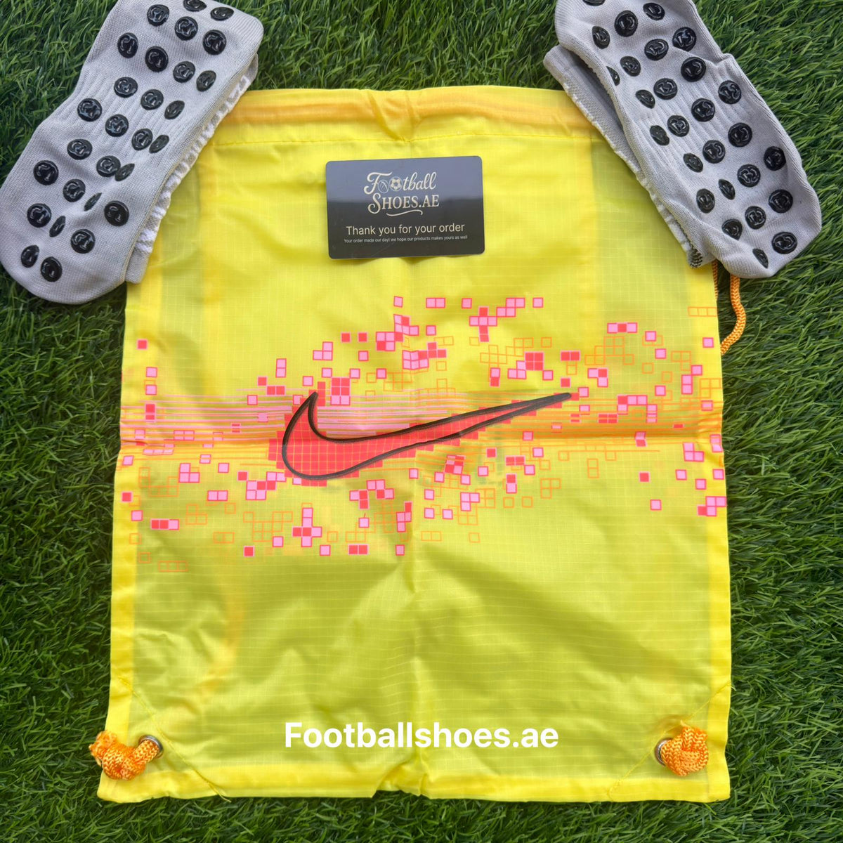 Size 40 to 45 vapor 17 yellow