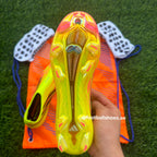 size 37, 45 F50 HYPERFAST ELITE Laceless FG