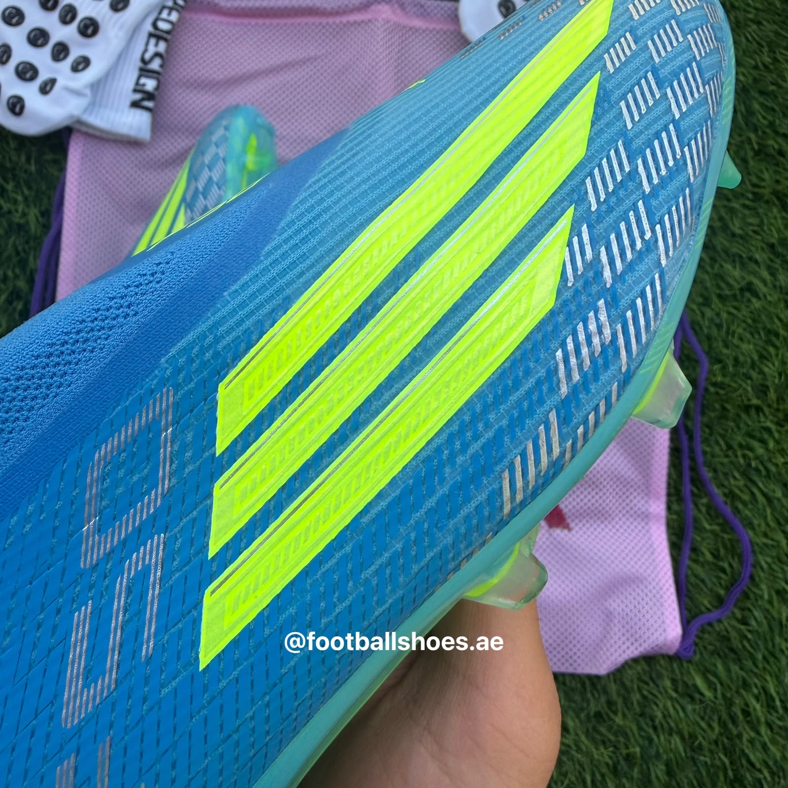 size 41 to 45 F50 ELITE Laceless Firm Ground lamine yamal blue