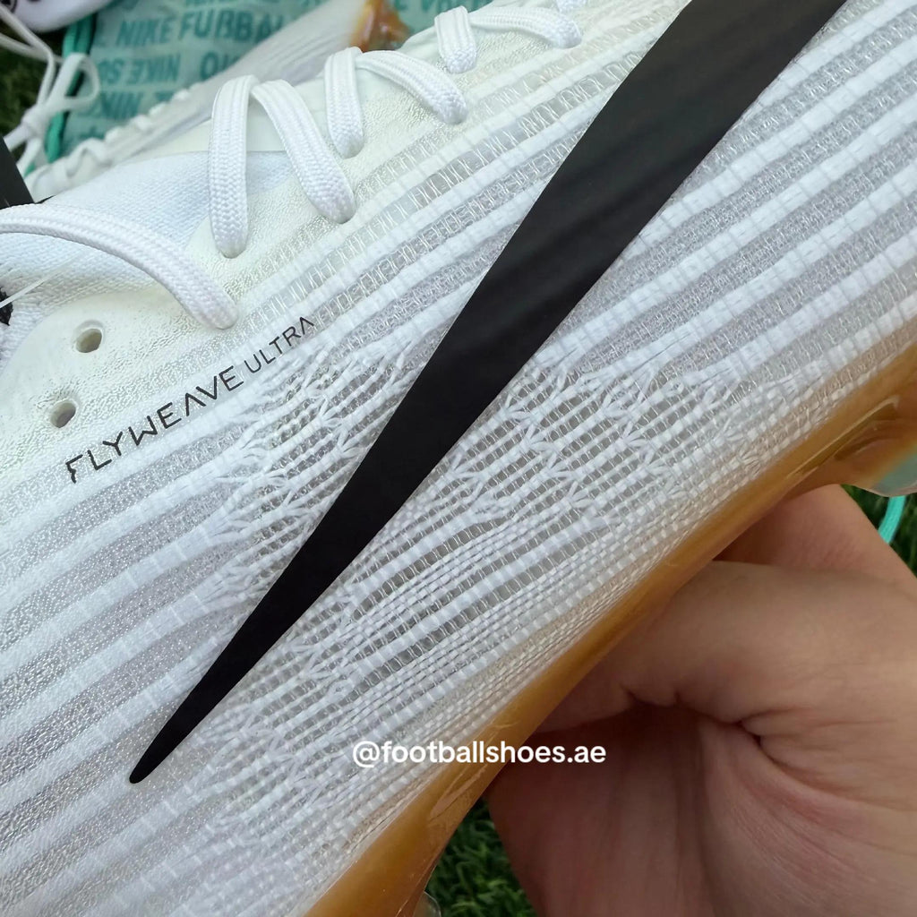 size 42 Mercurial Superfly 11 Air Zoom White