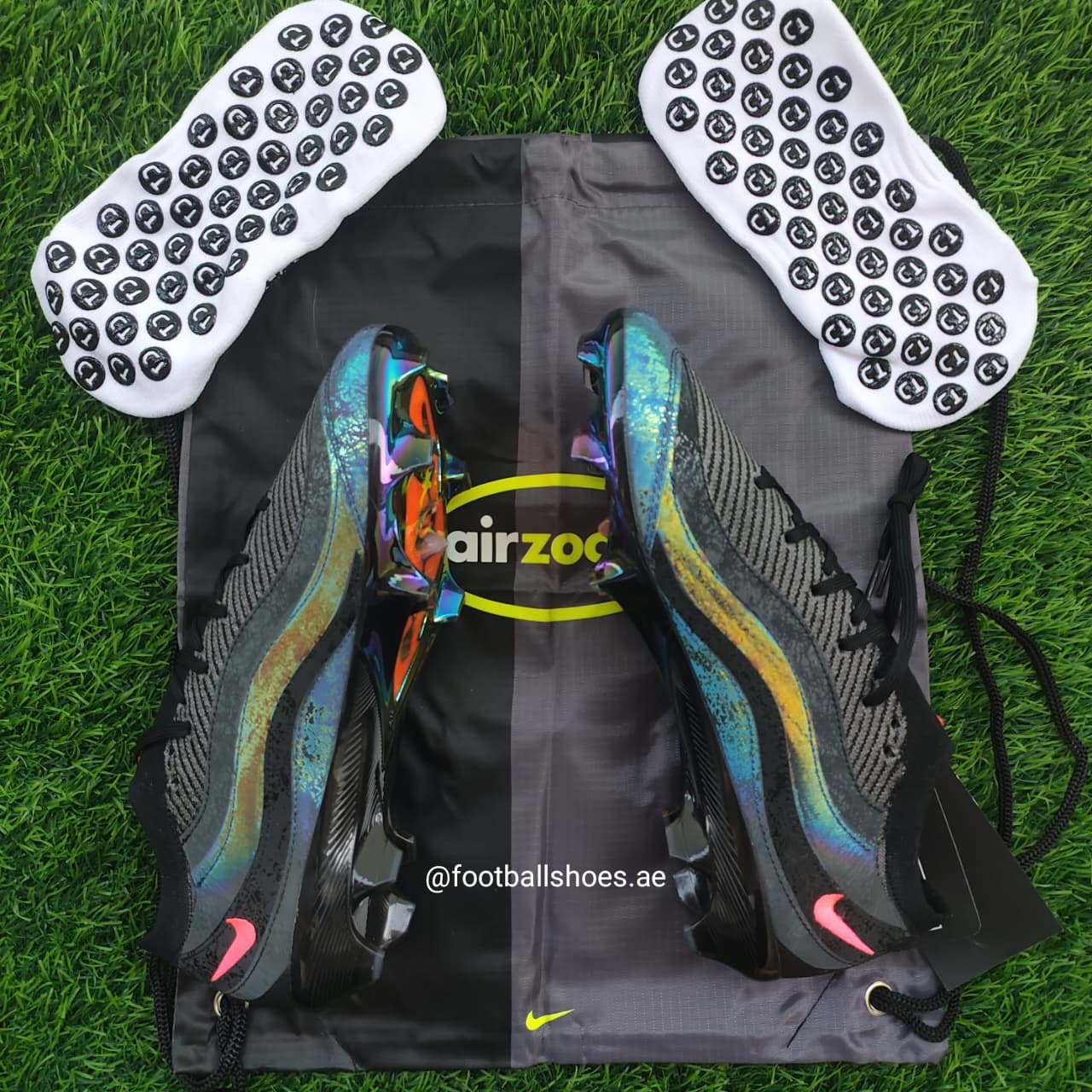 SOLD OUT!! Whatsapp for custom orders Nike Mercurial Vapor 16 Elite x Air Max 95 SE