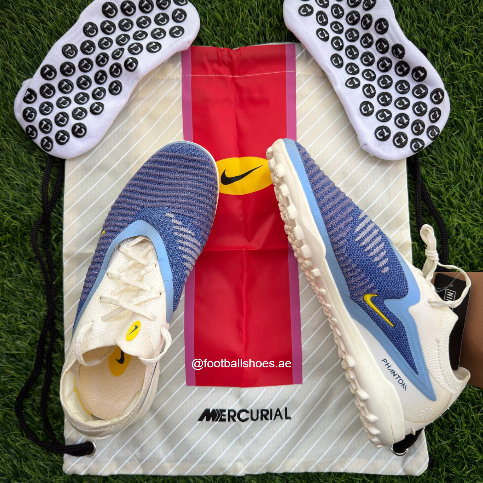 size 40 Nike Phantom 6 Low Elite TF Blue