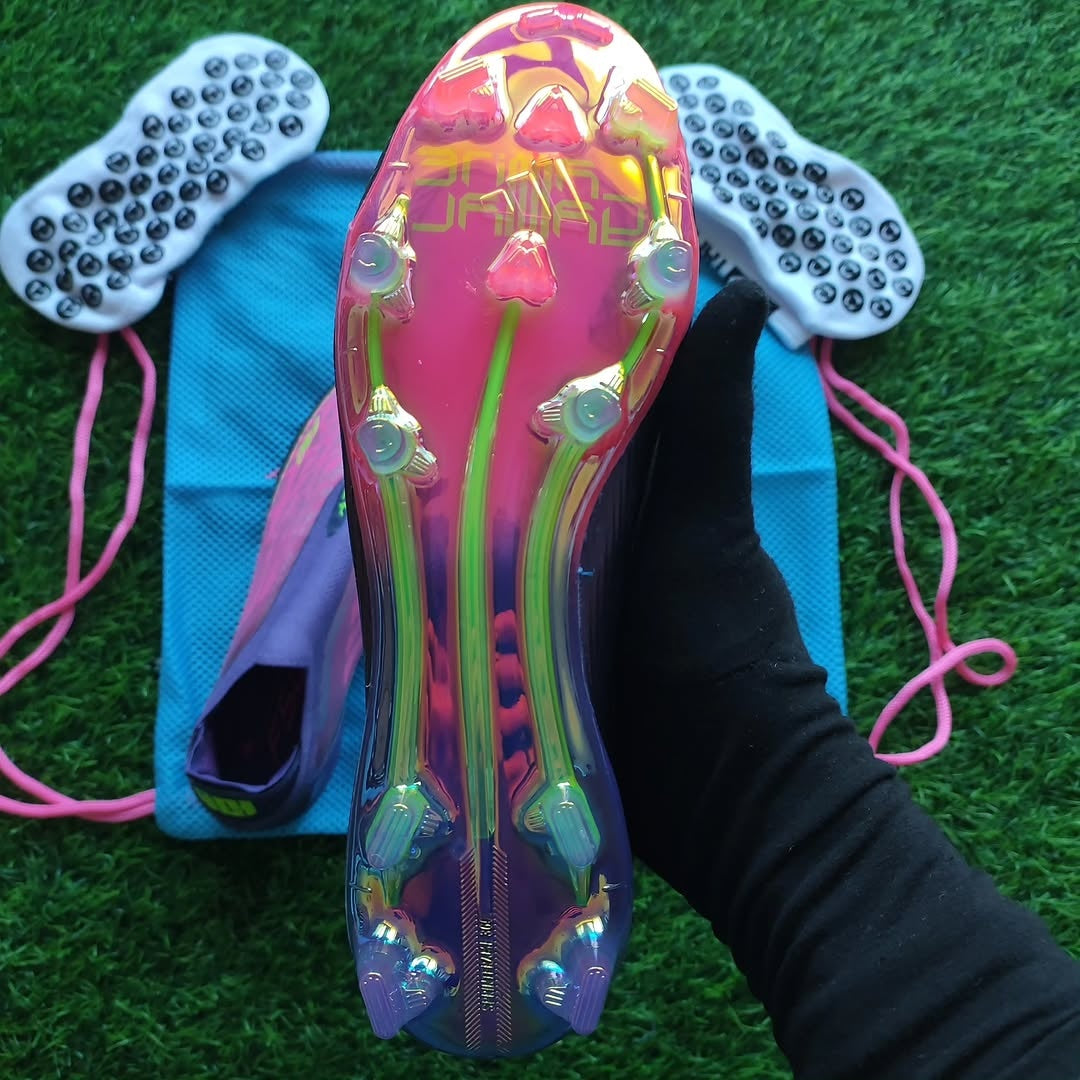 SOLD OUT!! Whatsapp for custom orders F50 Elite Lamine Yamal Laceless Firm Ground Boots purple