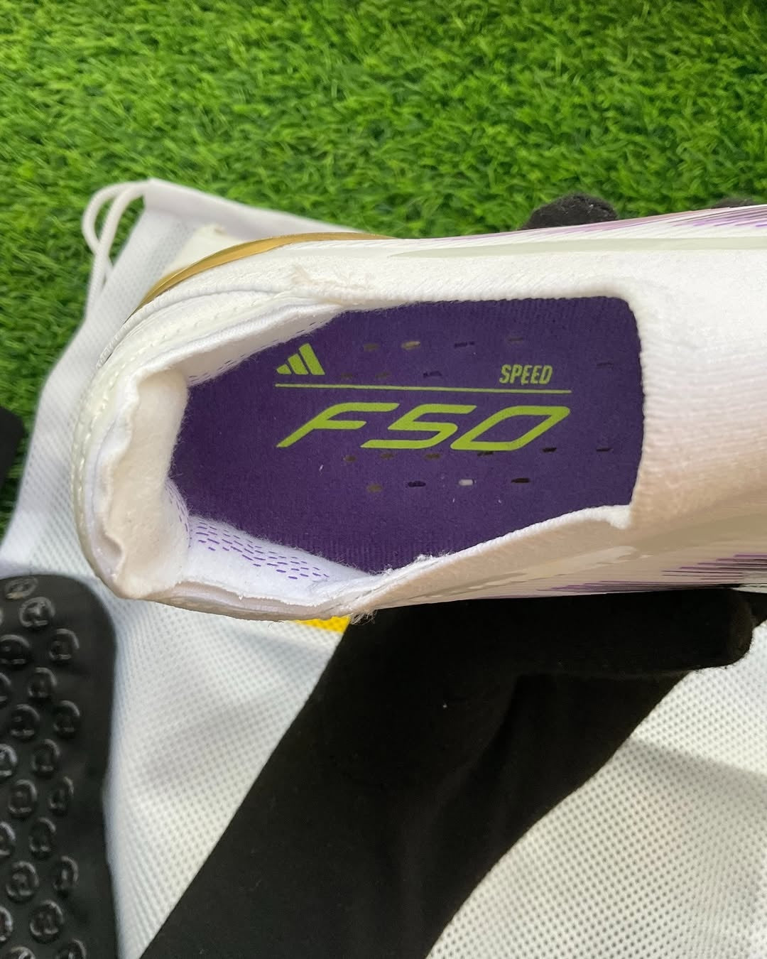 SOLD OUT!! Whatsapp for custom orders  Gold F50 Elite Laceless FG