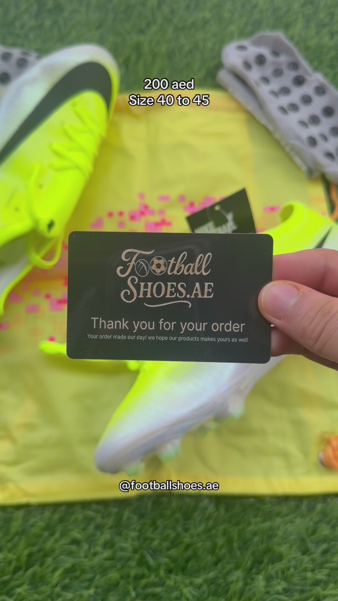 Size 40 to 45 vapor 17 yellow